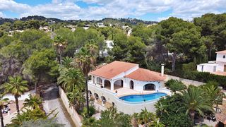 Chalet en Cala Advocat-Baladrar