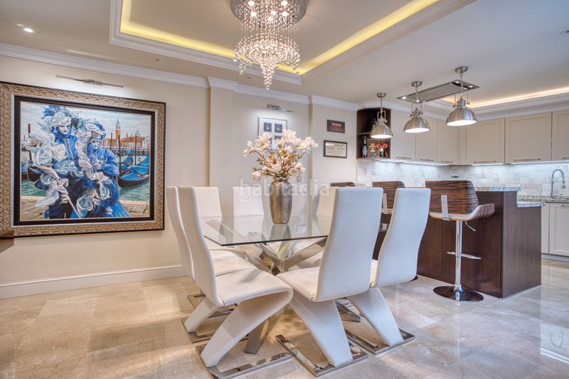 Foto 0525c2c1-9e42-4df5-b027-4e83b8e92ab1. Casa adossada amb calefacció a Casco Antiguo Marbella