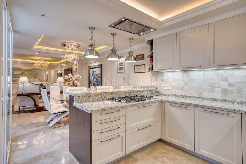 Foto 36844c37-17c5-4054-b9f2-0061ea7af9c9. Casa adossada amb calefacció a Casco Antiguo Marbella