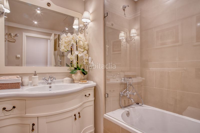 Foto 87c3acba-368c-42ad-b716-1a52ec01dd6f. Casa adossada amb calefacció a Casco Antiguo Marbella