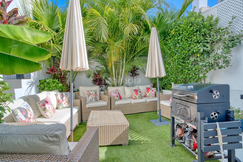 Foto 8c5c9d2a-de04-44c4-bc36-43836809495e. Casa adossada amb calefacció a Casco Antiguo Marbella