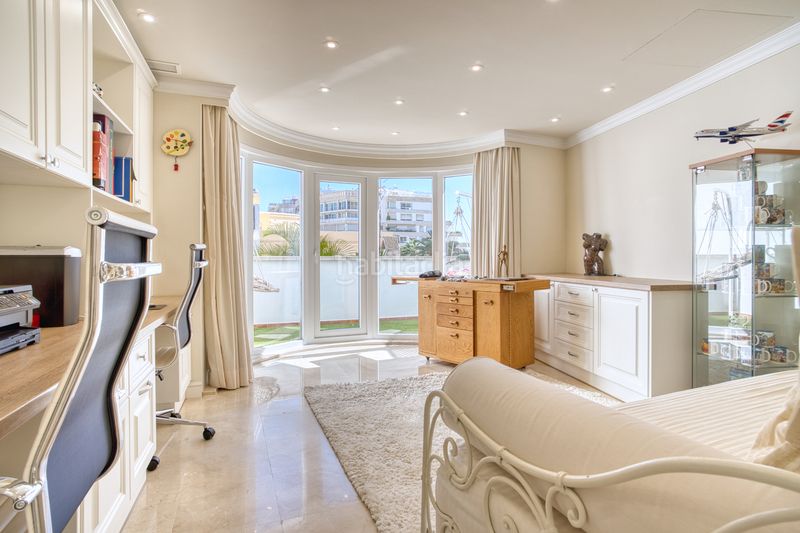 Foto d507eb52-bcdd-4a8e-b35e-58417e34ba84. Casa adossada amb calefacció a Casco Antiguo Marbella