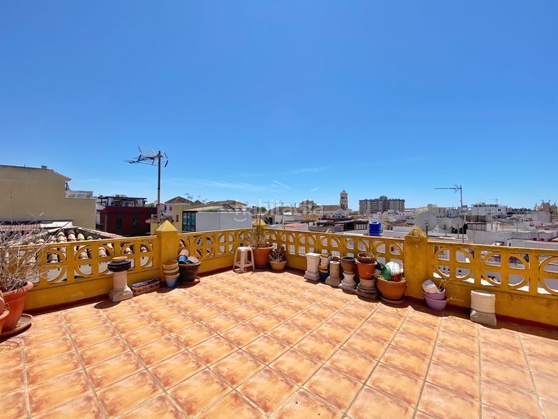 Foto b16550bc-10f0-4af5-a2ea-d8690b63bdd8. Àtic a Casco Antiguo Marbella