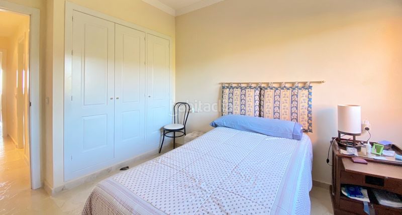 Foto 5f5a2c08-5b27-4e05-860e-11a7cc21f731. Àtic amb xemeneia aparcament piscina a El Rosario - Ricmar Marbella