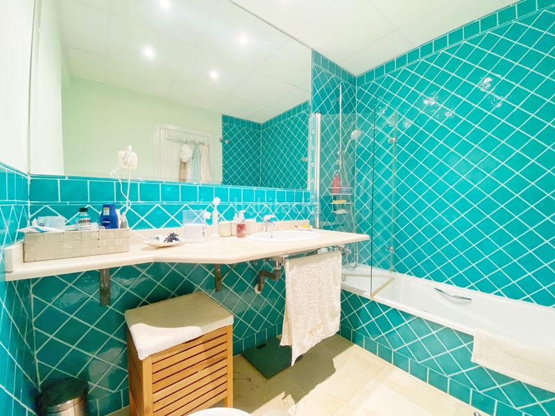 Foto 7abd37c0-ef6b-465c-bdb2-04709d001d40. Àtic amb xemeneia aparcament piscina a El Rosario - Ricmar Marbella