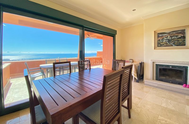 Foto 8471f34e-f507-4b52-b947-12face45e372. Àtic amb xemeneia aparcament piscina a El Rosario - Ricmar Marbella