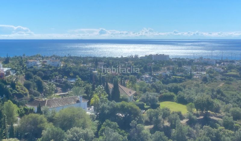 Foto a349d59a-e07d-4630-b467-30be40bfd99c. Àtic amb xemeneia aparcament piscina a El Rosario - Ricmar Marbella