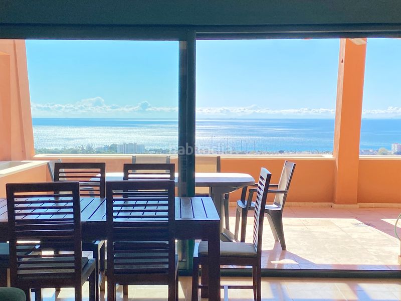 Foto e5819c01-eb81-42c9-b323-0e6bdd6516b9. Àtic amb xemeneia aparcament piscina a El Rosario - Ricmar Marbella