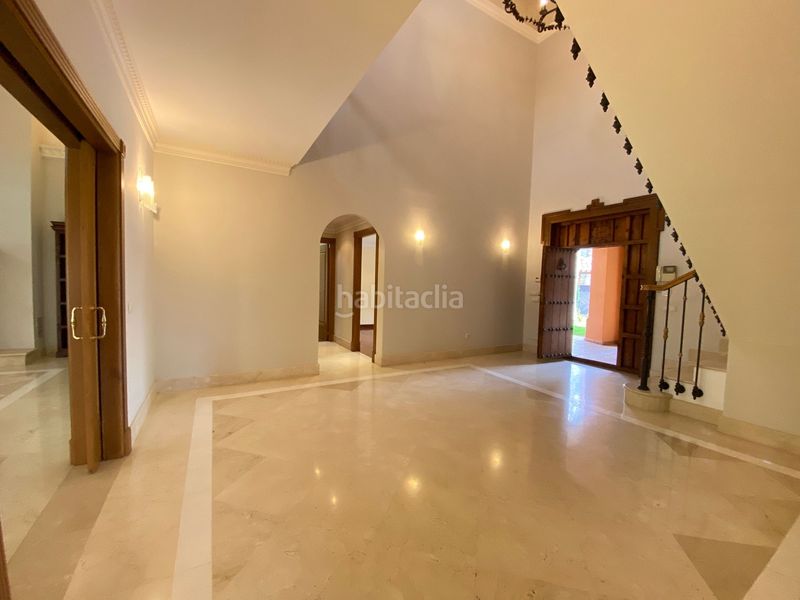 Foto 05f3efd0-717b-433d-a919-b125dd41f30c. Xalet amb aparcament piscina a Sierra Blanca Marbella