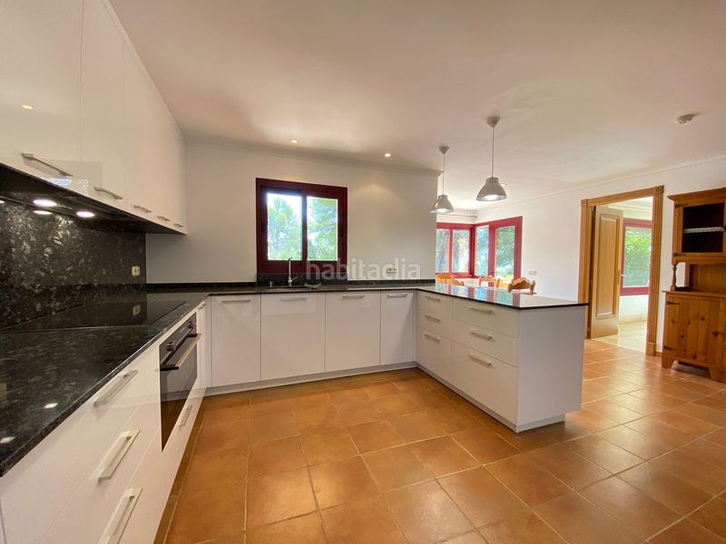 Foto e95cddb7-c935-4b1d-995f-00c495fb3c84. Xalet amb aparcament piscina a Sierra Blanca Marbella