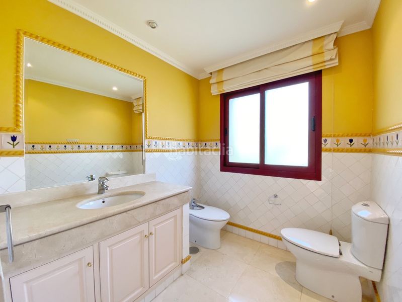 Foto f7636d79-e26c-4a9f-98b0-c537805fe25f. Xalet amb aparcament piscina a Sierra Blanca Marbella