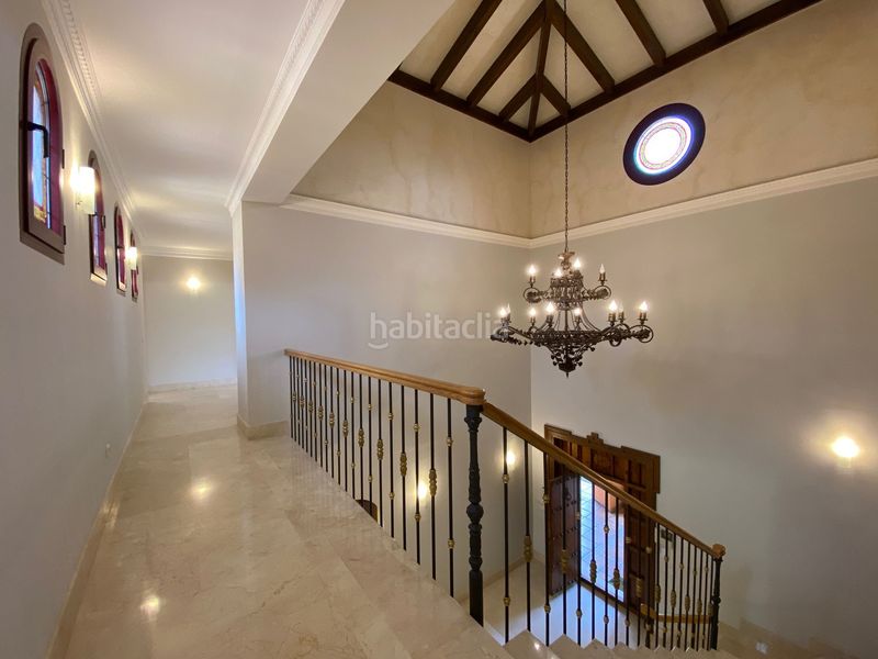 Foto fe3ca22a-29bc-415c-99e0-c9b9a9dbe5f7. Xalet amb aparcament piscina a Sierra Blanca Marbella