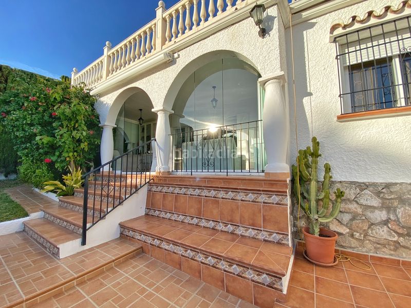 Foto 3ddd23c0-860b-4ba3-8d98-86ed2f085572. Xalet amb xemeneia calefacció aparcament piscina a Marbella