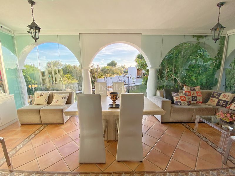 Foto 58962246-f8bc-4a2d-a99e-fef09b9a9717. Xalet amb xemeneia calefacció aparcament piscina a Marbella