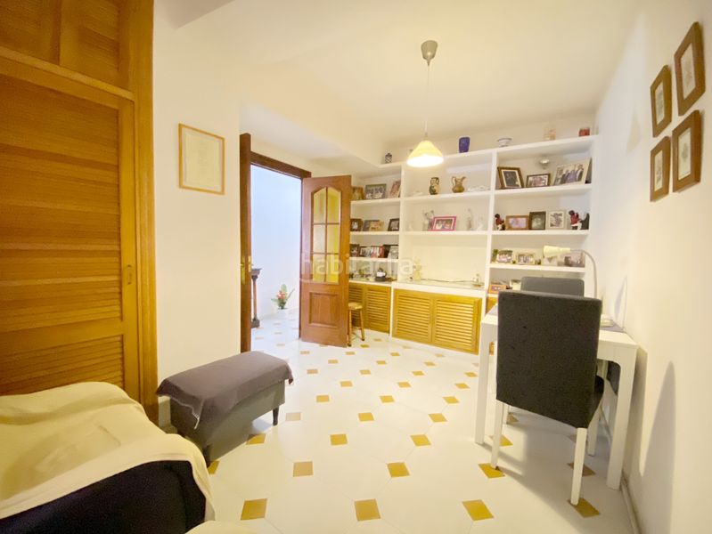 Foto 01708bb6-f636-4258-bc02-1ba0166a55c7. Casa adossada a Casco Antiguo Marbella