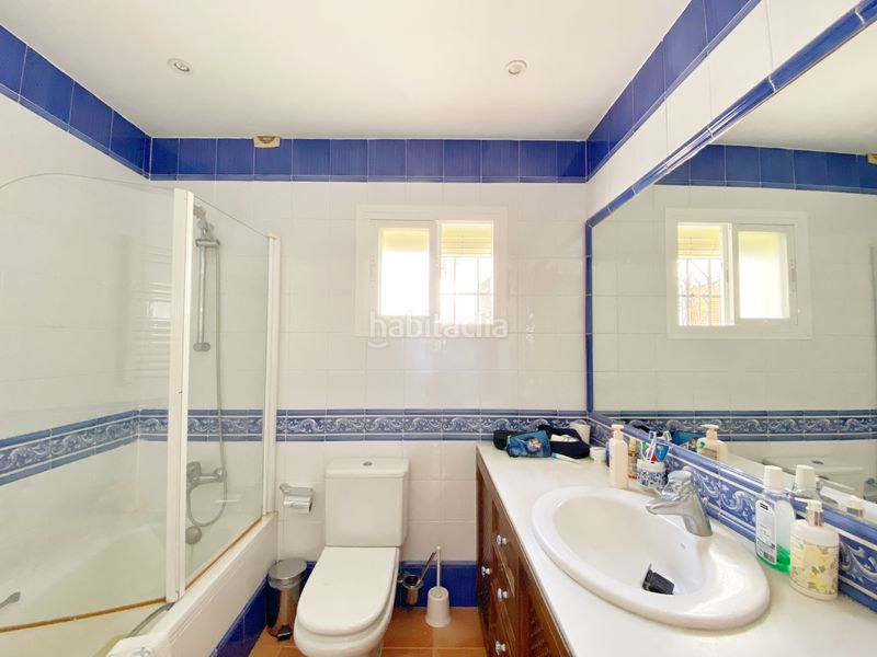 Foto d8b26f0b-3d8d-4831-9156-ead2afa06100. Casa adossada a Casco Antiguo Marbella