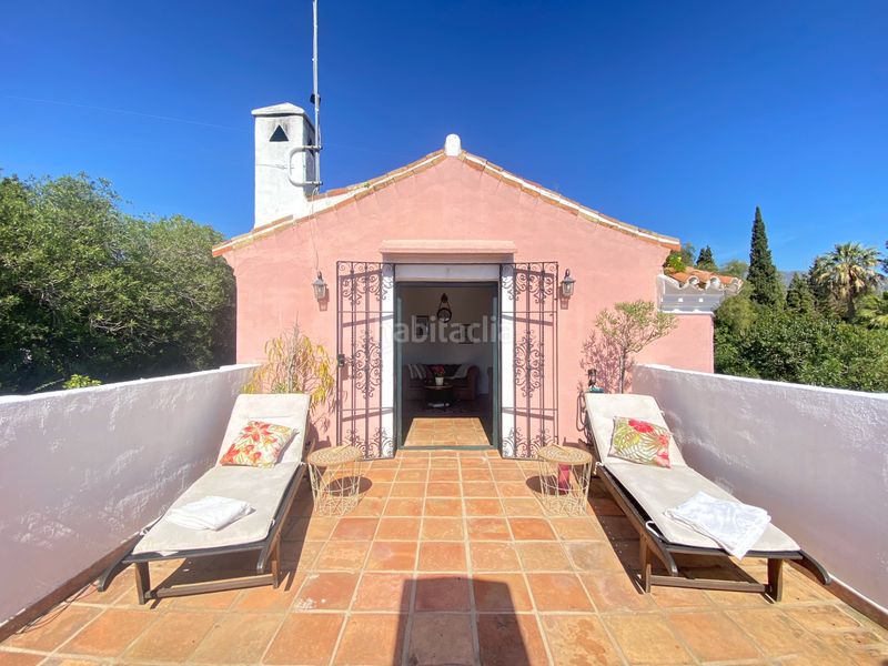Foto 149d6344-d2e4-4b0c-9f75-5973188b8041. Doppelhaus mit kamin pool in La Carolina - Guadalpín Marbella
