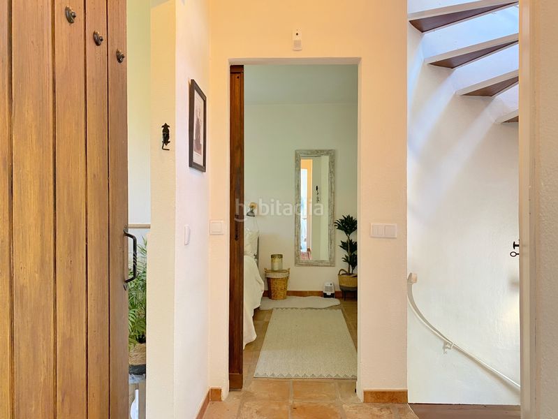 Foto 84568b3c-71f5-4ea5-86e1-37d720de3c1c. Doppelhaus mit kamin pool in La Carolina - Guadalpín Marbella