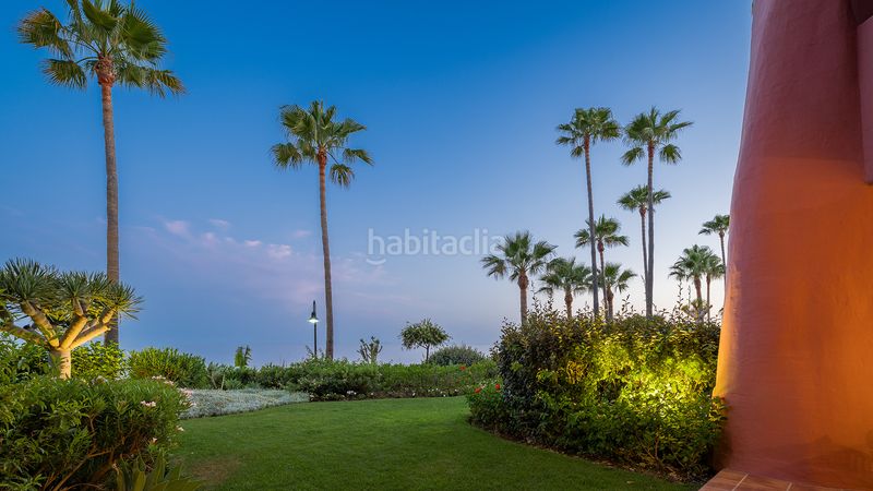 Foto 0eae5bf9-6ae8-4f2f-bb83-9a6ff9013093. Apartament amb xemeneia calefacció aparcament piscina a Estepona