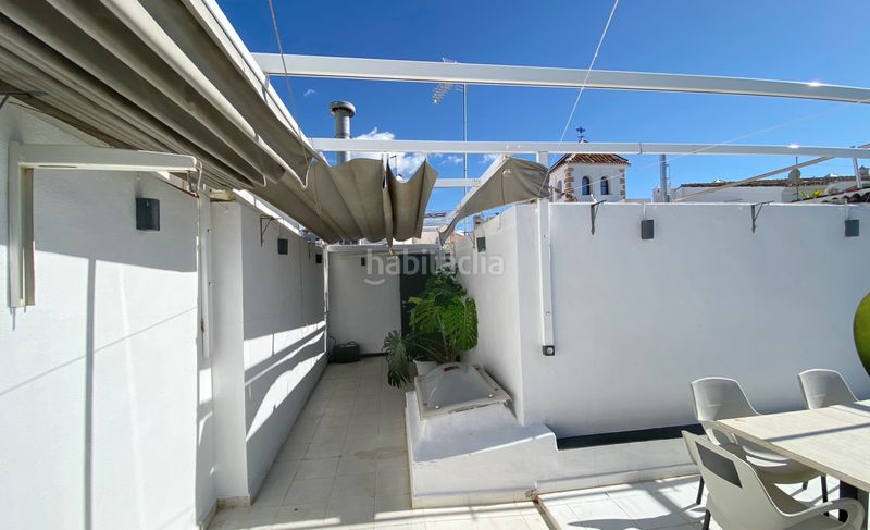 Foto 0746a3d0-9ab1-4208-a3be-bb1e353cd34c. Casa aparellada a Casco Antiguo Marbella