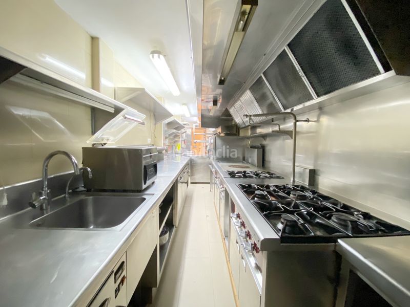 Foto 0acafc28-ceb7-4fcc-b8b1-d0efb29e2236. Casa aparellada a Casco Antiguo Marbella