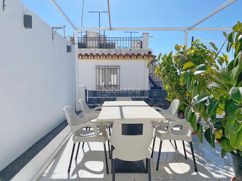 Foto 74c62a1e-bb38-43ec-ae25-80cbc186a072. Casa aparellada a Casco Antiguo Marbella