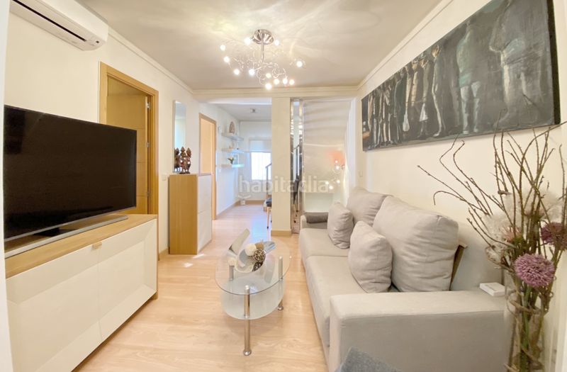 Foto ca0d01c8-0a04-4139-b9a7-4b051eb44028. Casa aparellada a Casco Antiguo Marbella