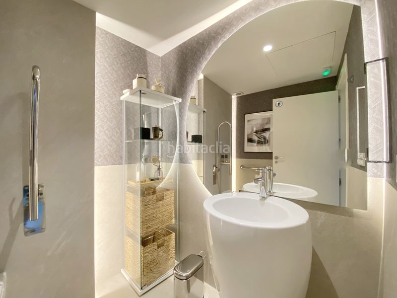 Foto d29edaa0-5ecd-42db-8d81-9a7a86ee6086. Casa aparellada a Casco Antiguo Marbella