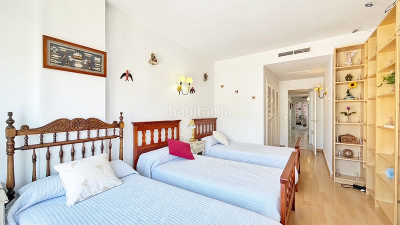 Foto b86d69b8-2554-4cb2-b2a6-852154efbdf3. Pis amb xemeneia calefacció aparcament a Ricardo Soriano Marbella