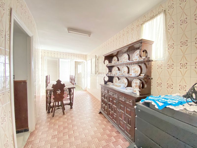Foto 117b81a3-10b9-4453-8c3d-fc16f33ebf62. Casa aparellada amb xemeneia a Casco Antiguo Marbella