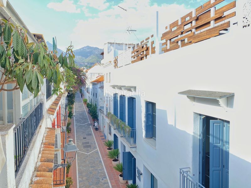 Foto 71b91d38-1bc1-403b-80bb-b7e796d595da. Casa aparellada amb xemeneia a Casco Antiguo Marbella