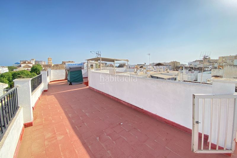 Foto c4cf665a-db8d-45f2-a923-57e04fa421bb. Casa aparellada amb xemeneia a Casco Antiguo Marbella