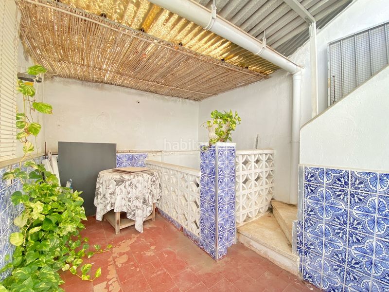 Foto ca265615-1b55-41c3-bcb7-4c85b92f0475. Casa aparellada amb xemeneia a Casco Antiguo Marbella