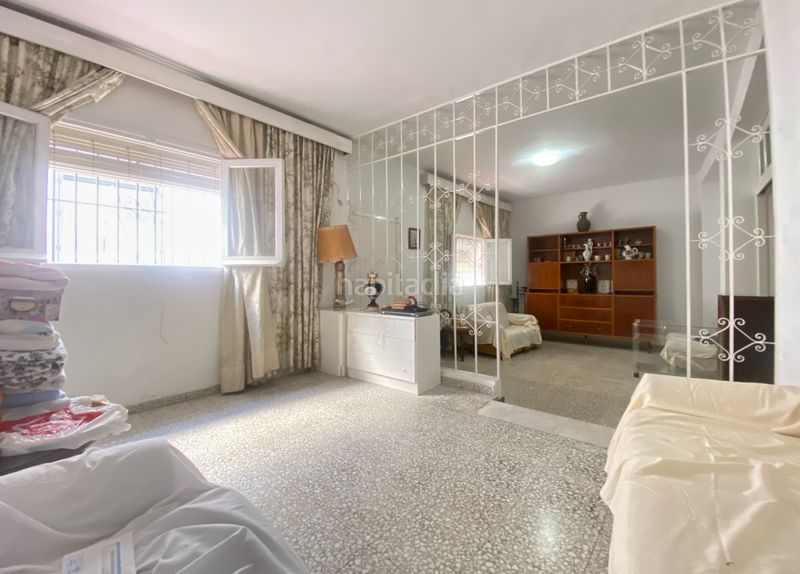 Foto fbe0179f-11f4-498f-8766-6b936ec13554. Casa aparellada amb xemeneia a Casco Antiguo Marbella