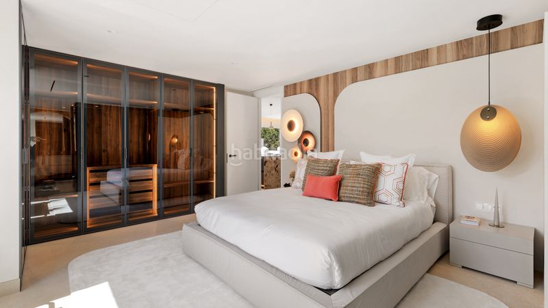 Foto 394cb8ca-7d06-49e0-adec-4493e50eac19. Apartament amb xemeneia calefacció aparcament piscina a Marbella
