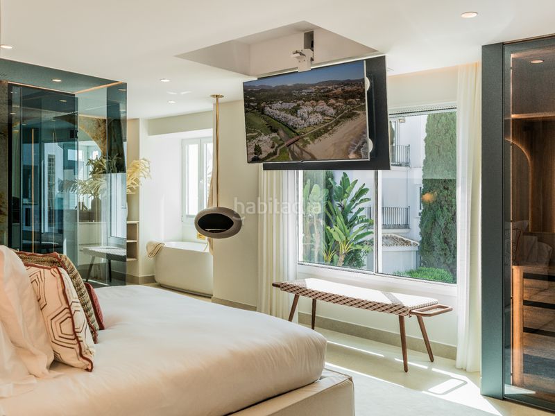 Foto 8a0cda34-8363-4580-a2b2-458a3991ff3c. Apartament amb xemeneia calefacció aparcament piscina a Marbella