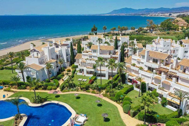 Foto c1485351-b691-472f-b3c5-4e8b40fb0922. Apartament amb xemeneia calefacció aparcament piscina a Marbella