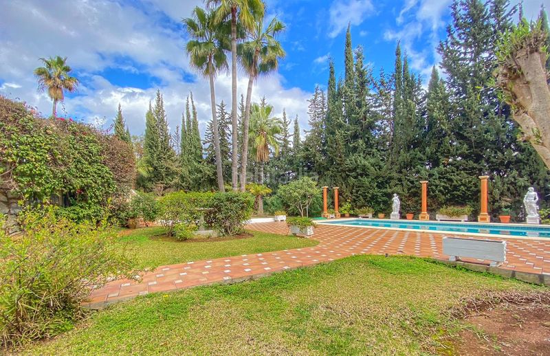 Foto 0e39a95e-4c68-4437-8e58-bc211857b251. Xalet amb calefacció aparcament piscina a Sierra Blanca Marbella
