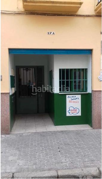Foto b8f27400-8618-4aa6-a57b-fcf9a5af00f7. Miete geschäftsraum in calle parras 20 in San Gil Sevilla