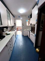 Etagenwohnung  Calle manuel ram�n alarc�n. Casa en planta baja con patio y garaje.