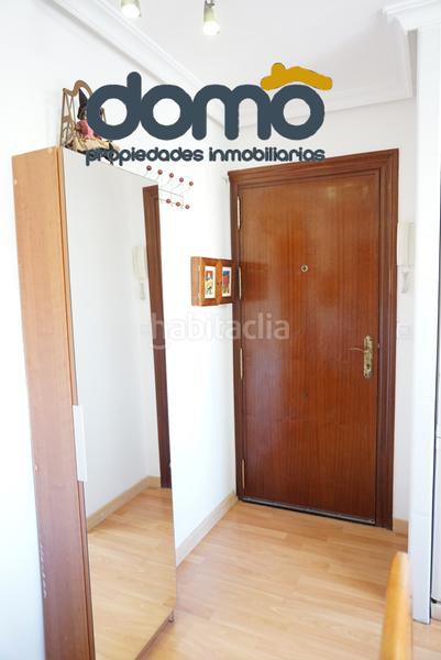 Foto 6221ccda-a1b5-4e26-8690-c1096e4b57e5. Alquiler piso en calle halcón 4 solo estudiantes vivienda dos dormitorios en Almería