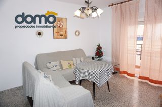 Affitto Appartamento in Calle santisteban márquez 1. Piso junto a ciencias y plaza eisntein