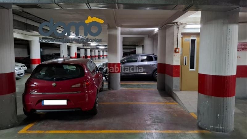 Foto dead7be2-4ca2-4ed1-807c-94f2b3749556. Location parking voiture dans Camino de Ronda Granada