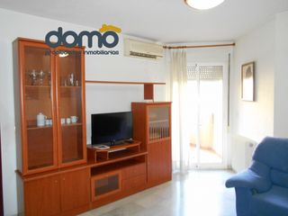 Miete Etagenwohnung  Calle emilia pardo bazán. Piso para el curso 26-27 junto alcampo