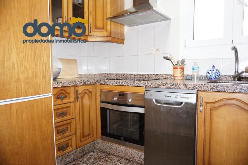 Foto d3aaddbf-66c8-4095-af6c-eb916ba9647d. Rent flat with heating in Pajaritos Granada