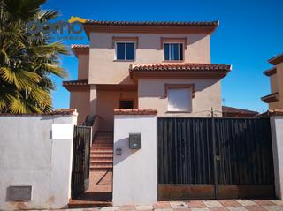 Xalet  Calle acacias. Chalet en el ventorrillo