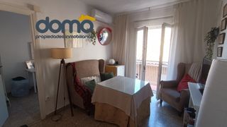 Location Appartement  Calle arandas. Piso de 3 dormitorios en centro para el curso 25-26