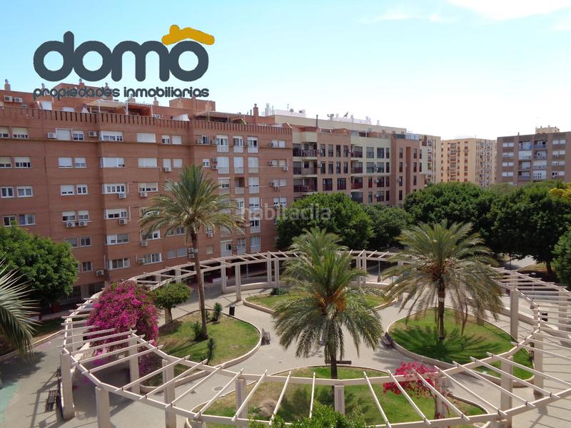 Foto ce43ae55-3893-45bd-a59f-511eac78adff. Piso en calle generalife 6 piso excepcional en plaza generalife en Almería