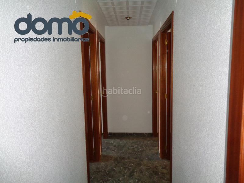 Foto f5ed8c34-9ad2-4109-b56a-3f0733759866. Piso en calle generalife 6 piso excepcional en plaza generalife en Almería