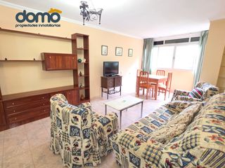 Miete Etagenwohnung in Calle curro cúchares 13. Piso en barrio la cruz